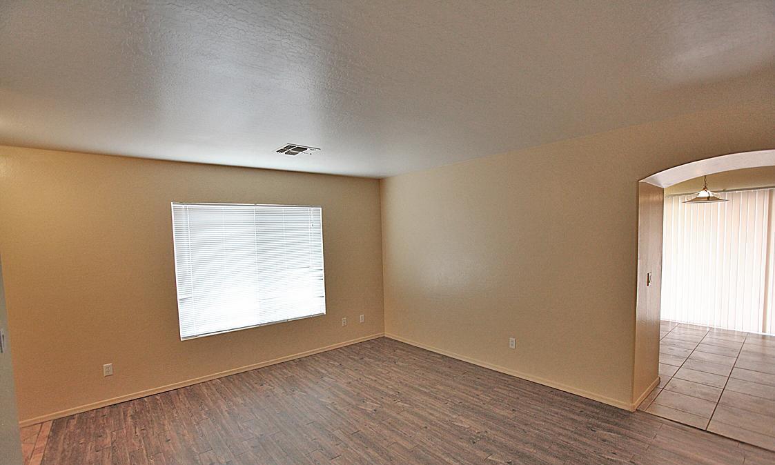 /static/images/house/14072/cacda94a8be1d61e5bfb29fc0dcf00e2.jpg