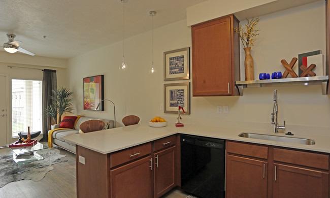 /static/images/house/16250/972a0ea624f904e32ff33cabc60fa0ce.jpg