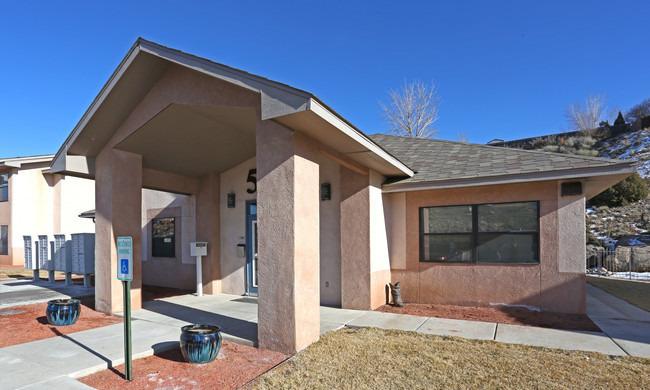 /static/images/house/21169/c44f69e15475dcdf571cea7d5324caf6.jpg